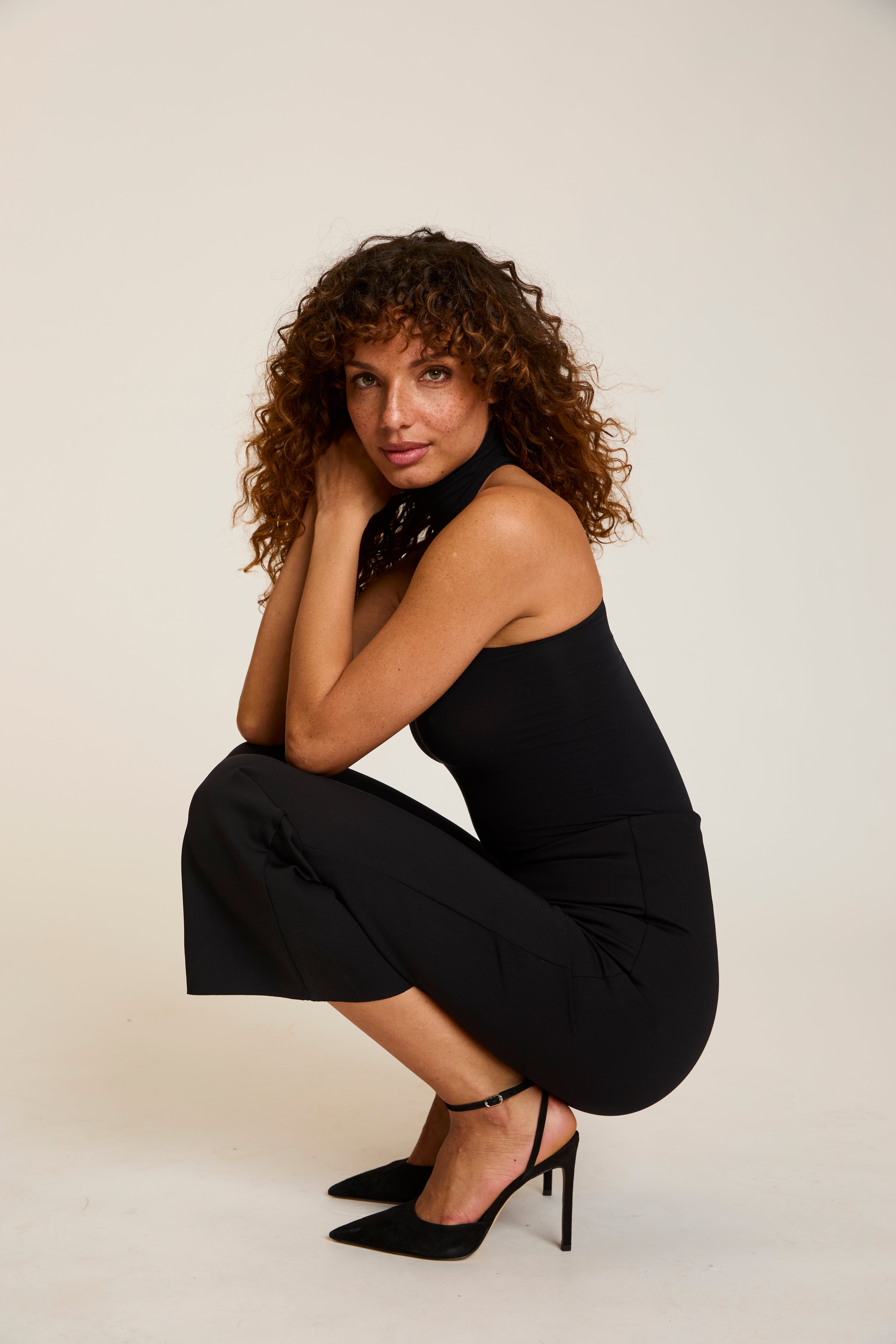 NEO632_BLK_Alt_1_LR_2fa9df2f-