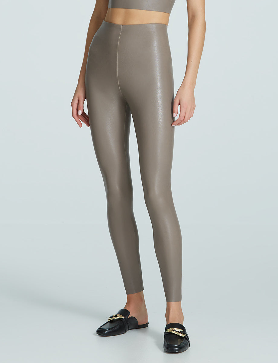 V-Cut Sports Leggings – Fit Right By Tracy LLC