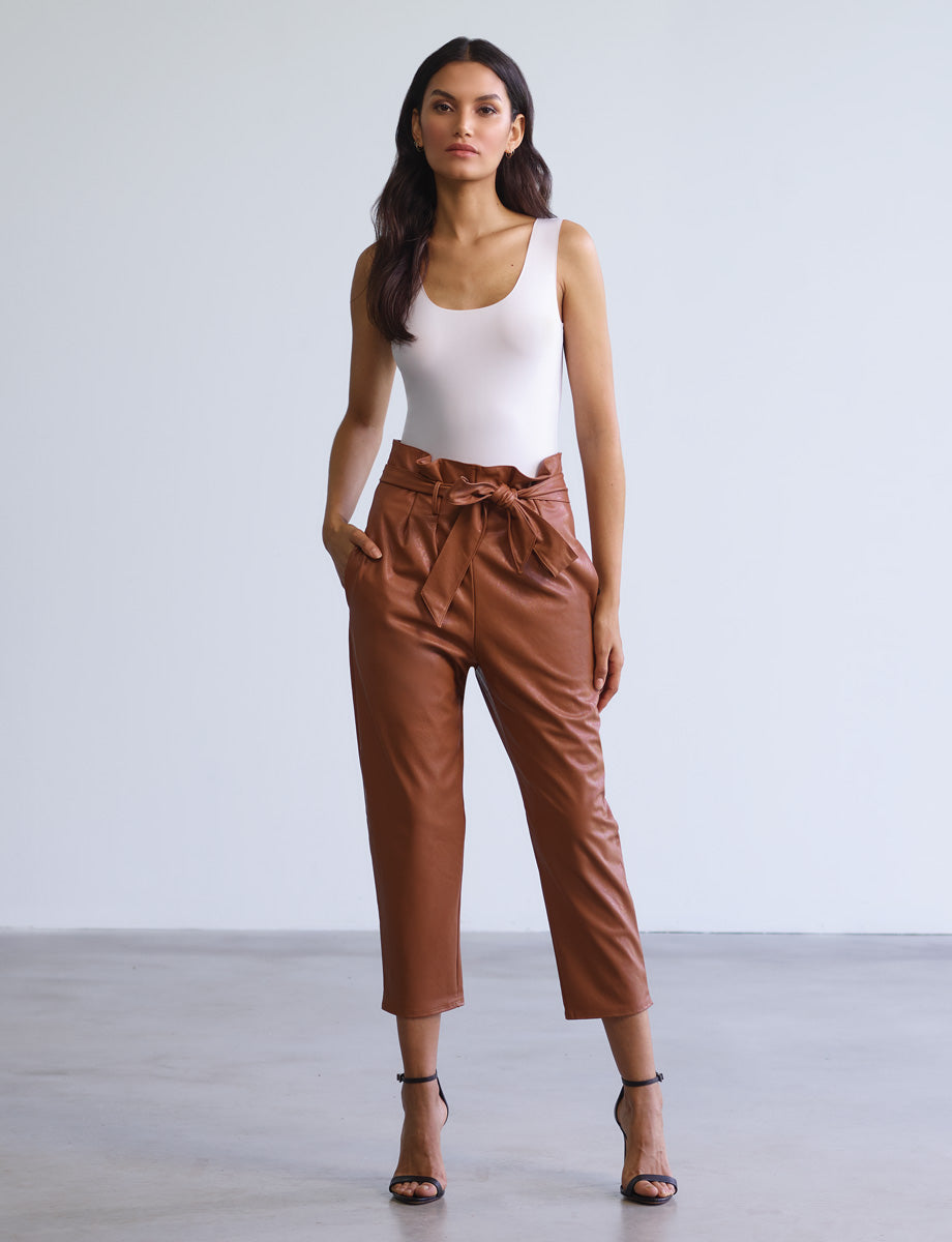 Ameri（アメリ）の「FAKE LEATHER HALF PANTS（その他パンツ