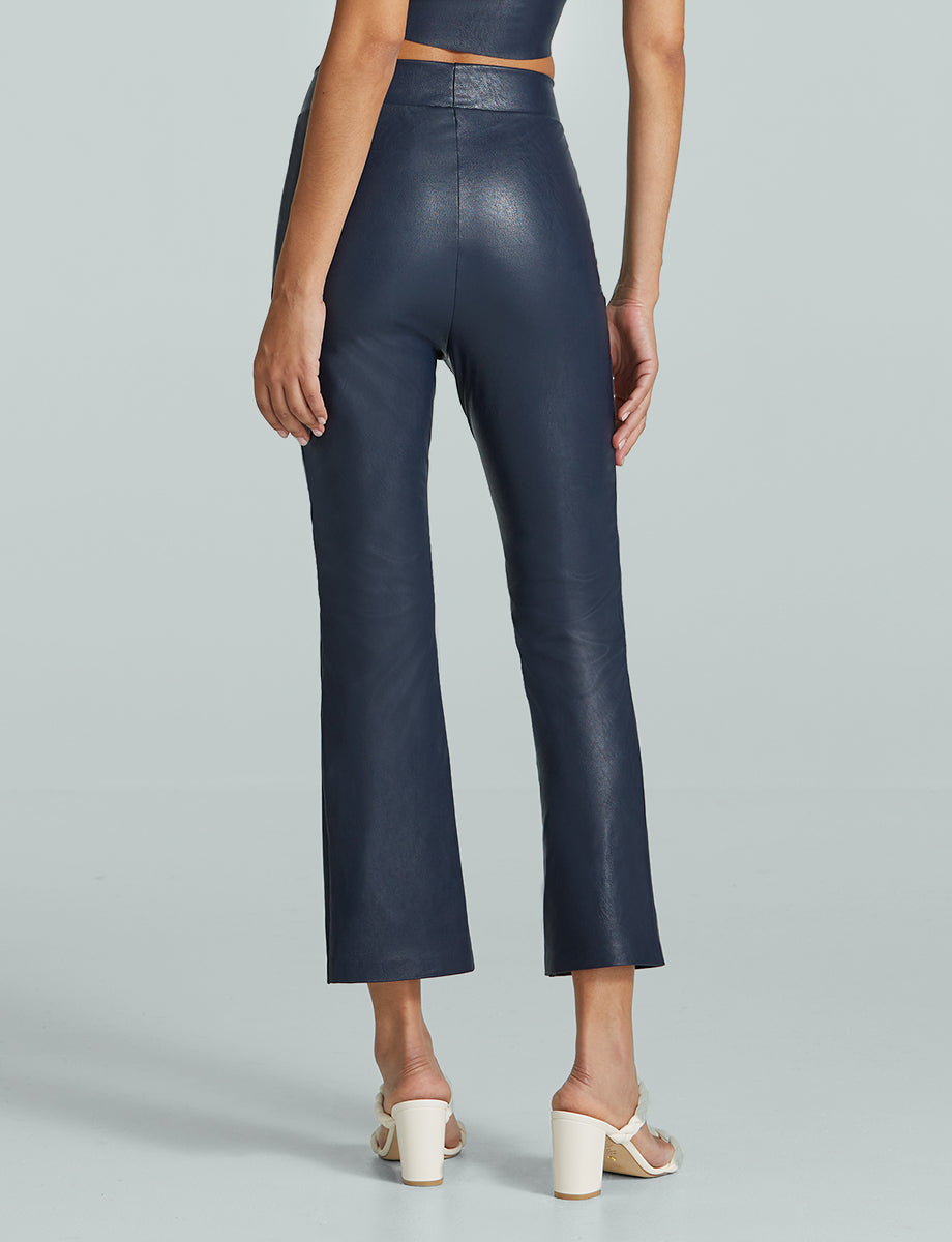 Faux Leather 7/8 Split Front Pant | Commando®